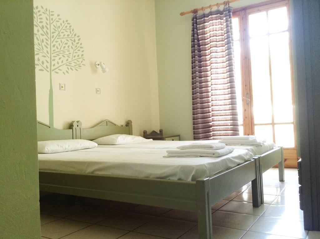 Apartamento Egli Stalós Habitación foto